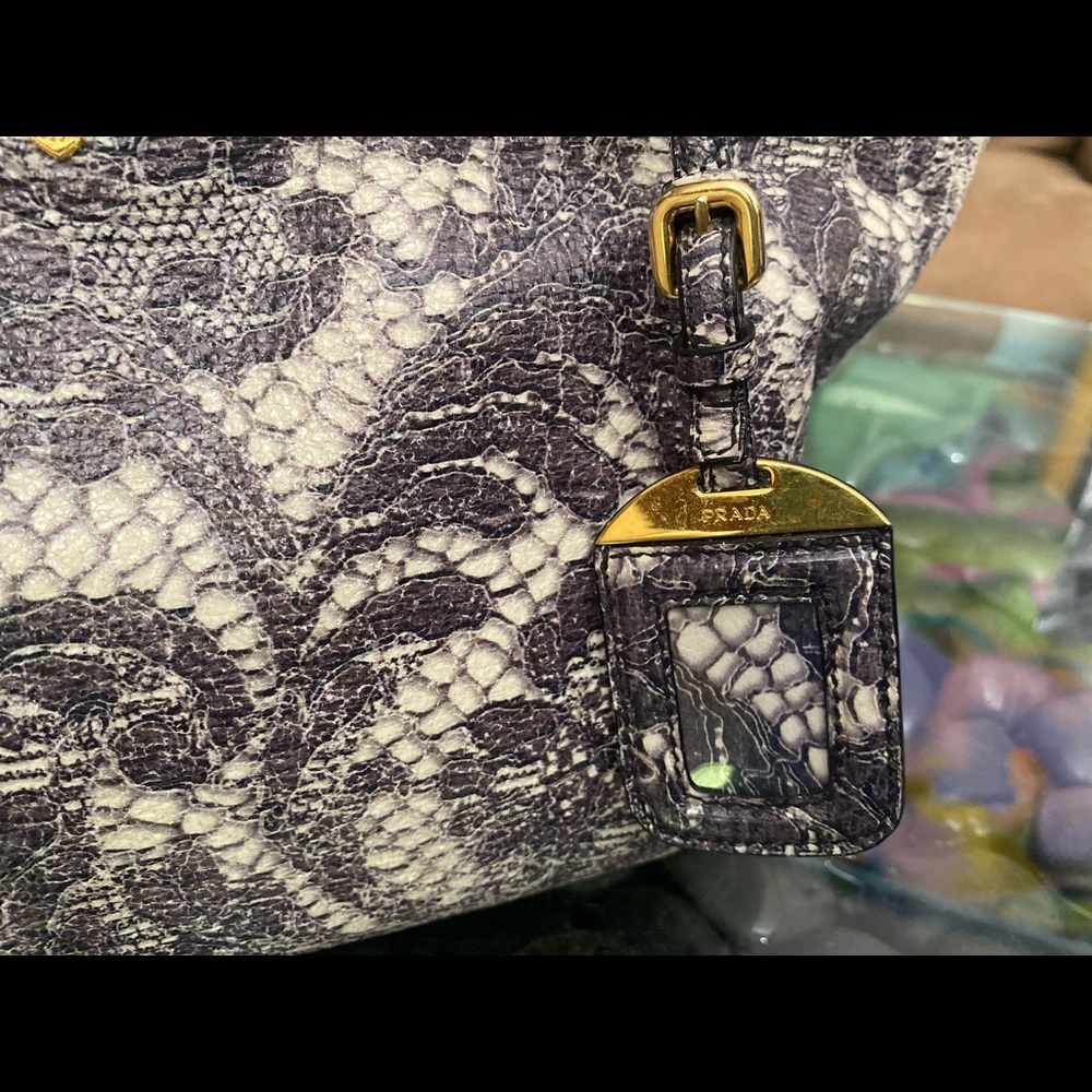 PRADA Cervo Lux Print - Picture 8 of 16